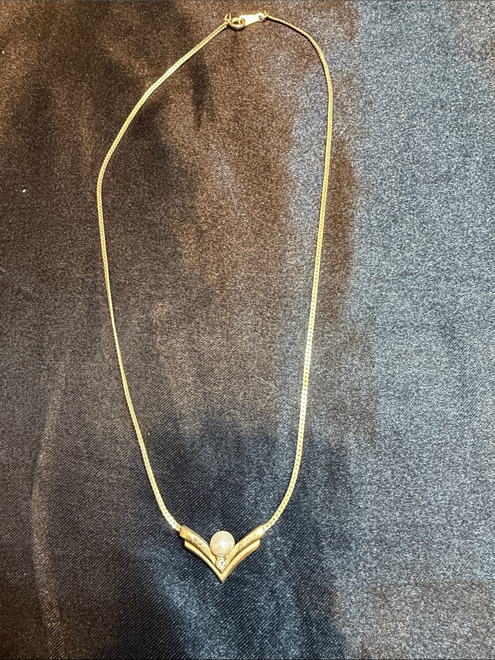 Gold V-Shaped Pendant Necklace with Stone Accent - Women's Jewelry - Picture 1 of 1